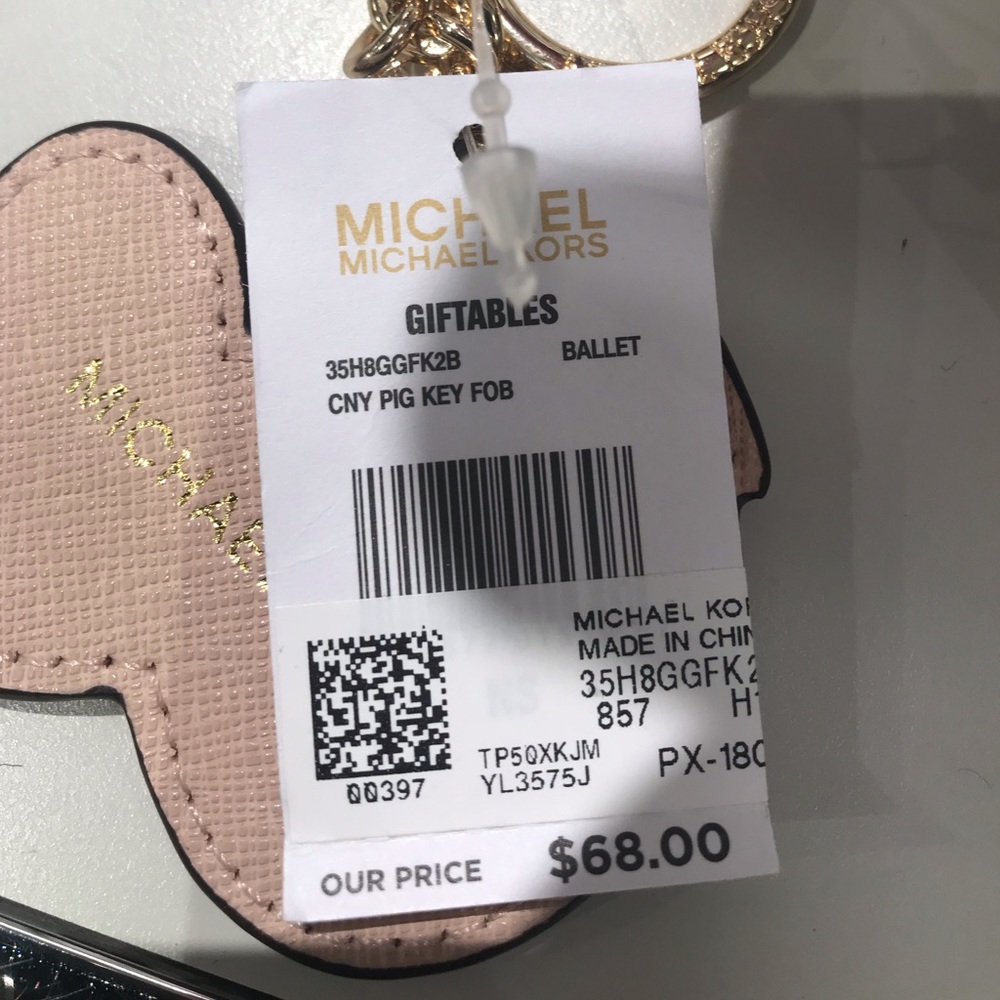 🎉HP🎉Michael Kors pink pig bag charm key keychain - Picture 4 of 5